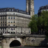 Paris : tour St Jacques .